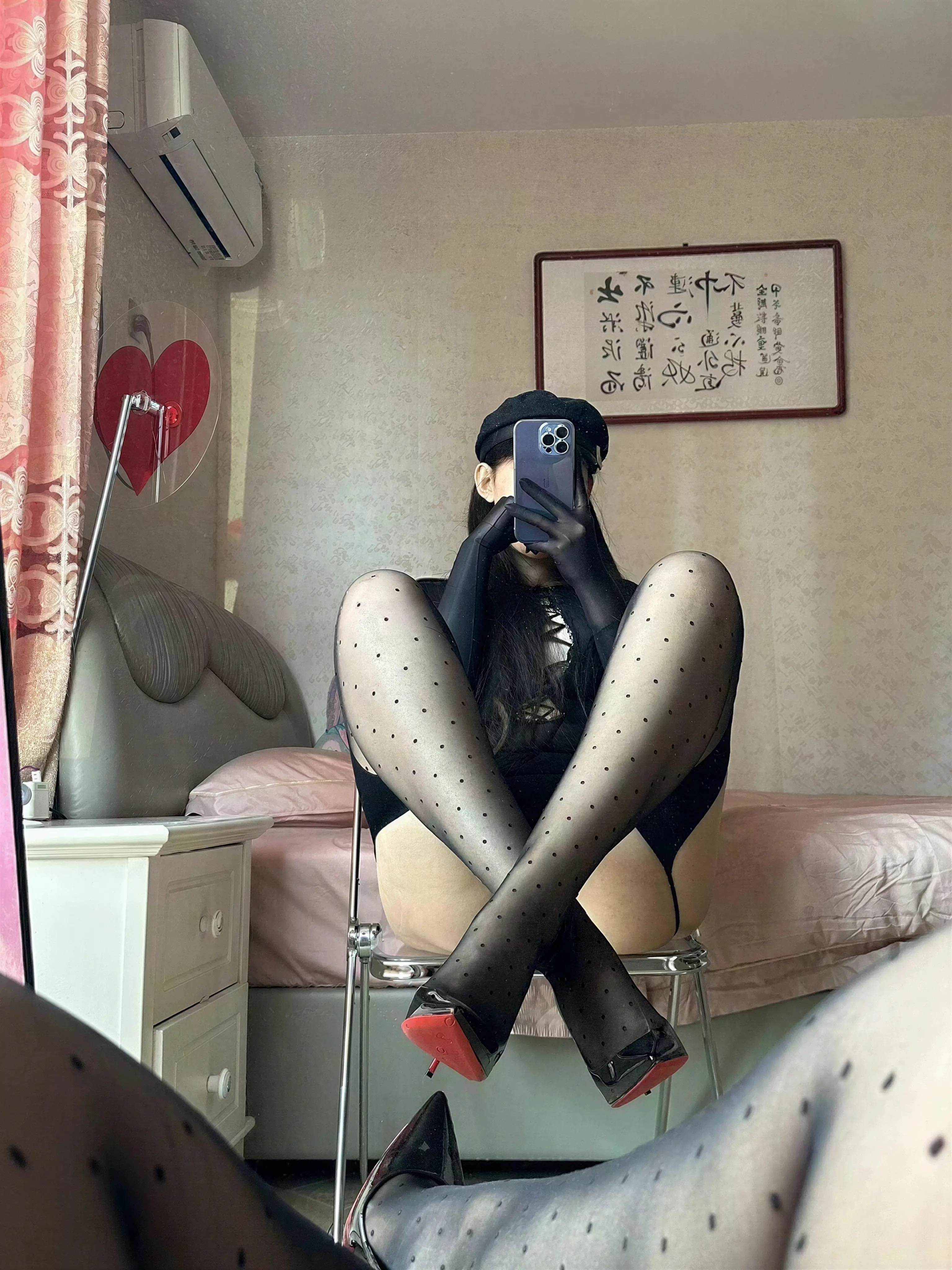 美邵女Baby – 解锁唯美女友完美观赏翘臀蜜腿 46P